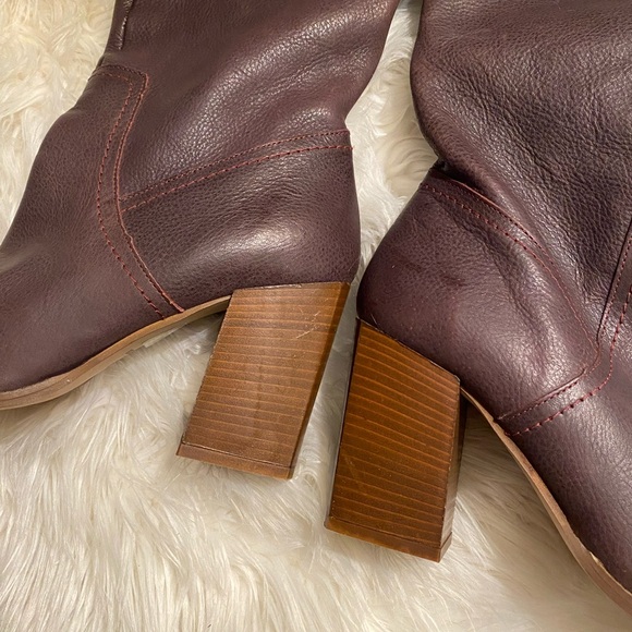 Free People Riley leather tall slouchy boots size 39 or 8.5 in dark purple - Picture 5 of 9